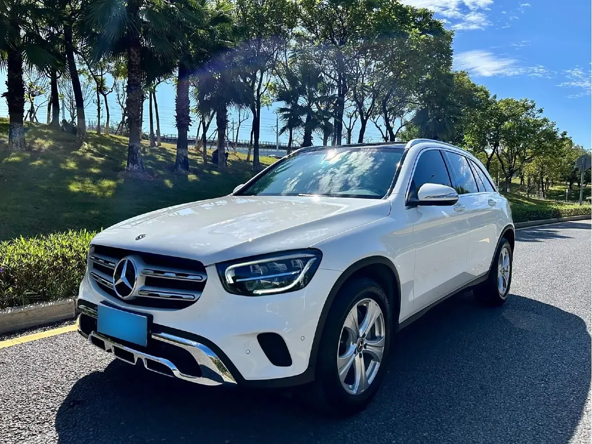 2020 Mercedes-Benz GLC Class 2.0T 197HP L4 9AT