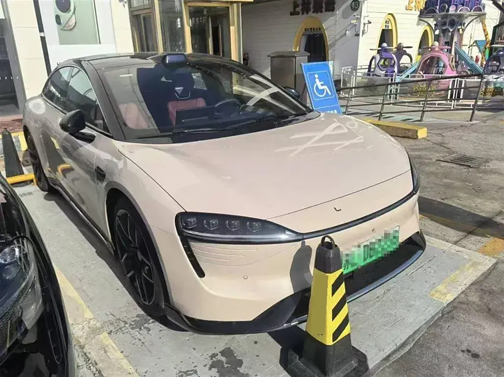 2024 HIMA S7 BEV 82KWH