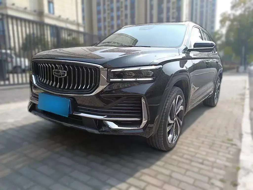 2023 Geely Monjaro 2.0T 238HP L4 8AT