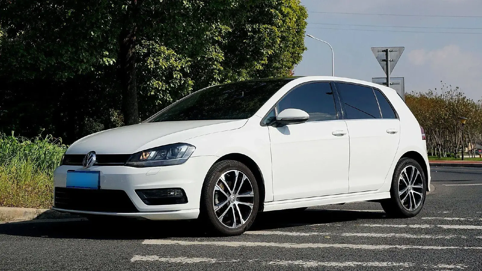 2017 Volkswagen Golf 1.4T 150HP L4 7DCT