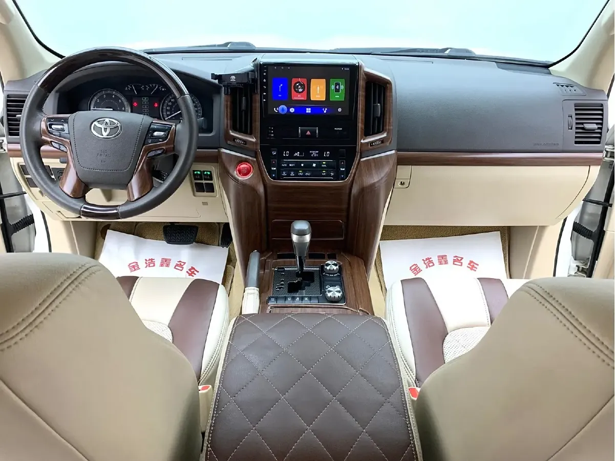 2016 Toyota Land Cruiser 4.0L 275HP V6 5AT,autocango,china used car exporter,china ev exporter,chinese used car exporter,chinese used ev exporter