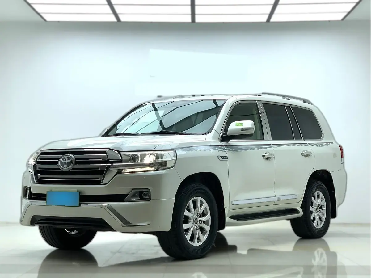 2016 Toyota Land Cruiser 4.0L 275HP V6 5AT