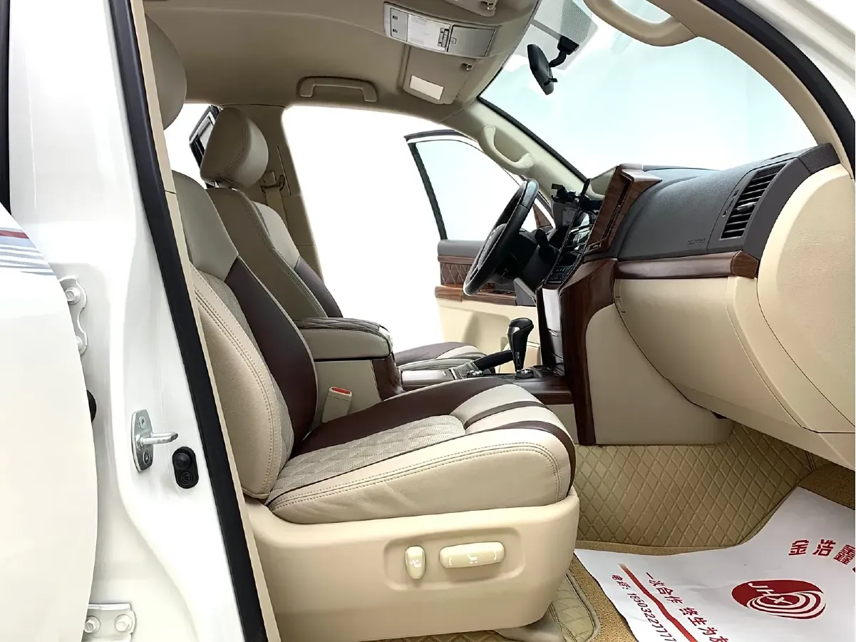 2016 Toyota Land Cruiser 4.0L 275HP V6 5AT,autocango,china used car exporter,china ev exporter,chinese used car exporter,chinese used ev exporter