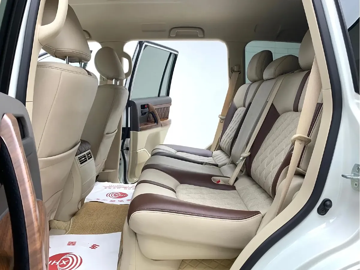 2016 Toyota Land Cruiser 4.0L 275HP V6 5AT,autocango,china used car exporter,china ev exporter,chinese used car exporter,chinese used ev exporter