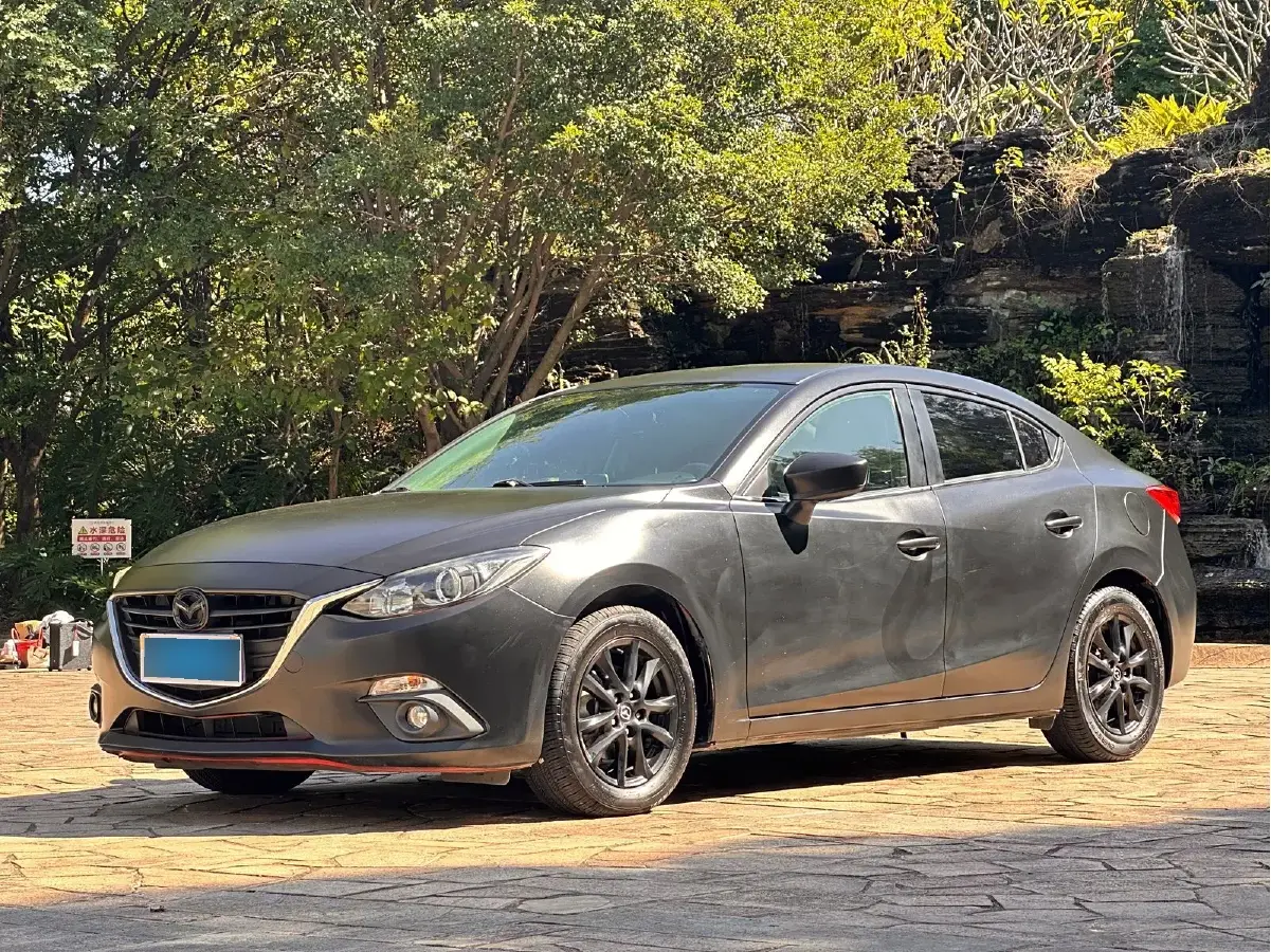 2016 Mazda 3 Axela 1.5L 117HP L4 6AT