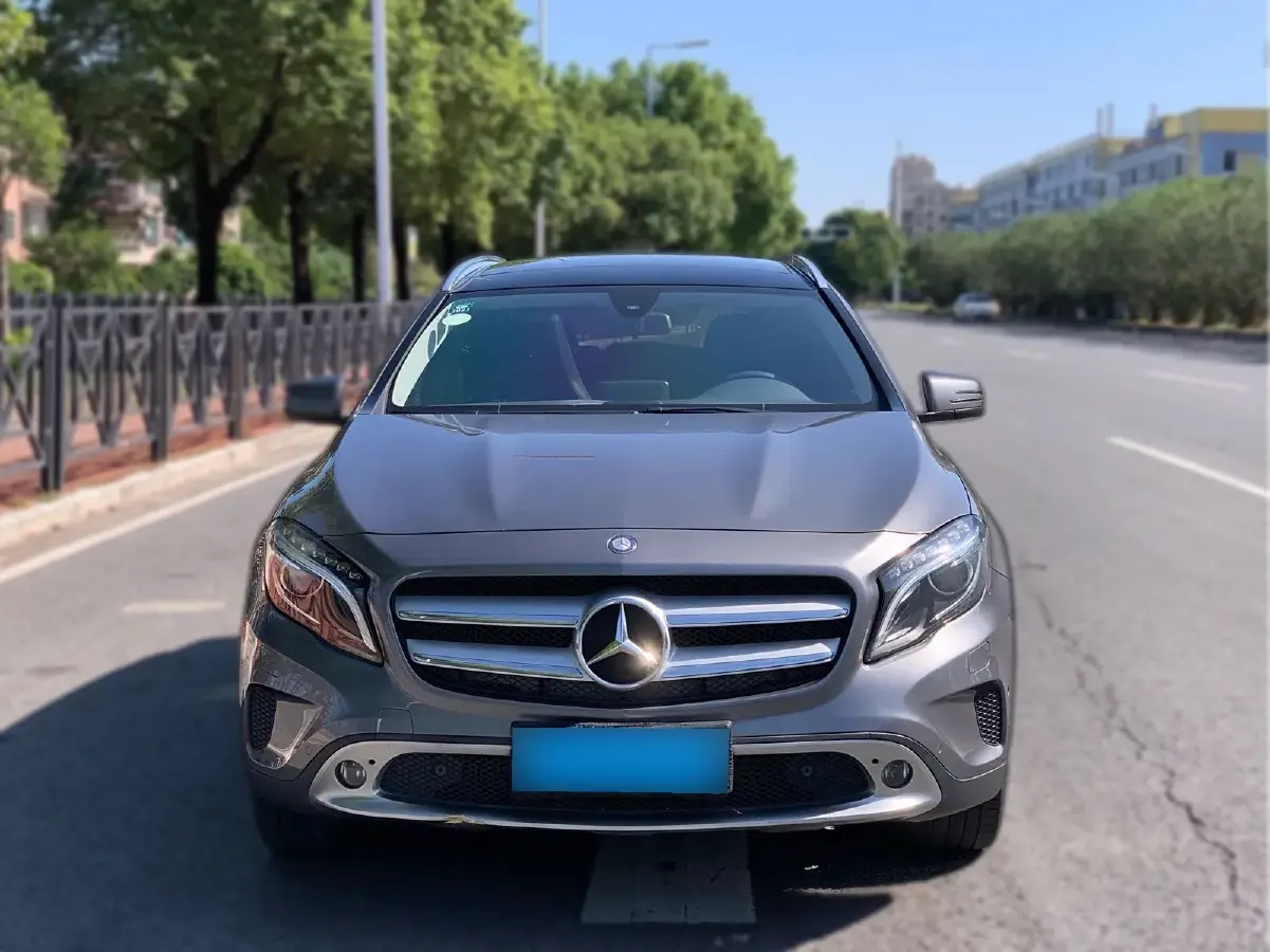 2016 Mercedes-Benz GLA Class 2.0T 184HP L4 7DCT