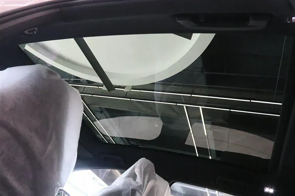 2024 Volkswagen ID.UNYX BEV 82.4KWH,autocango,china used car exporter,china ev exporter,chinese used car exporter,chinese used ev exporter