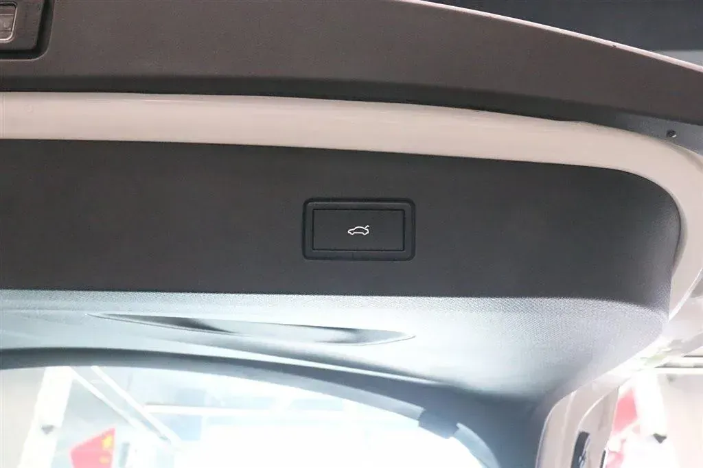 2024 Volkswagen ID.UNYX BEV 82.4KWH,autocango,china used car exporter,china ev exporter,chinese used car exporter,chinese used ev exporter