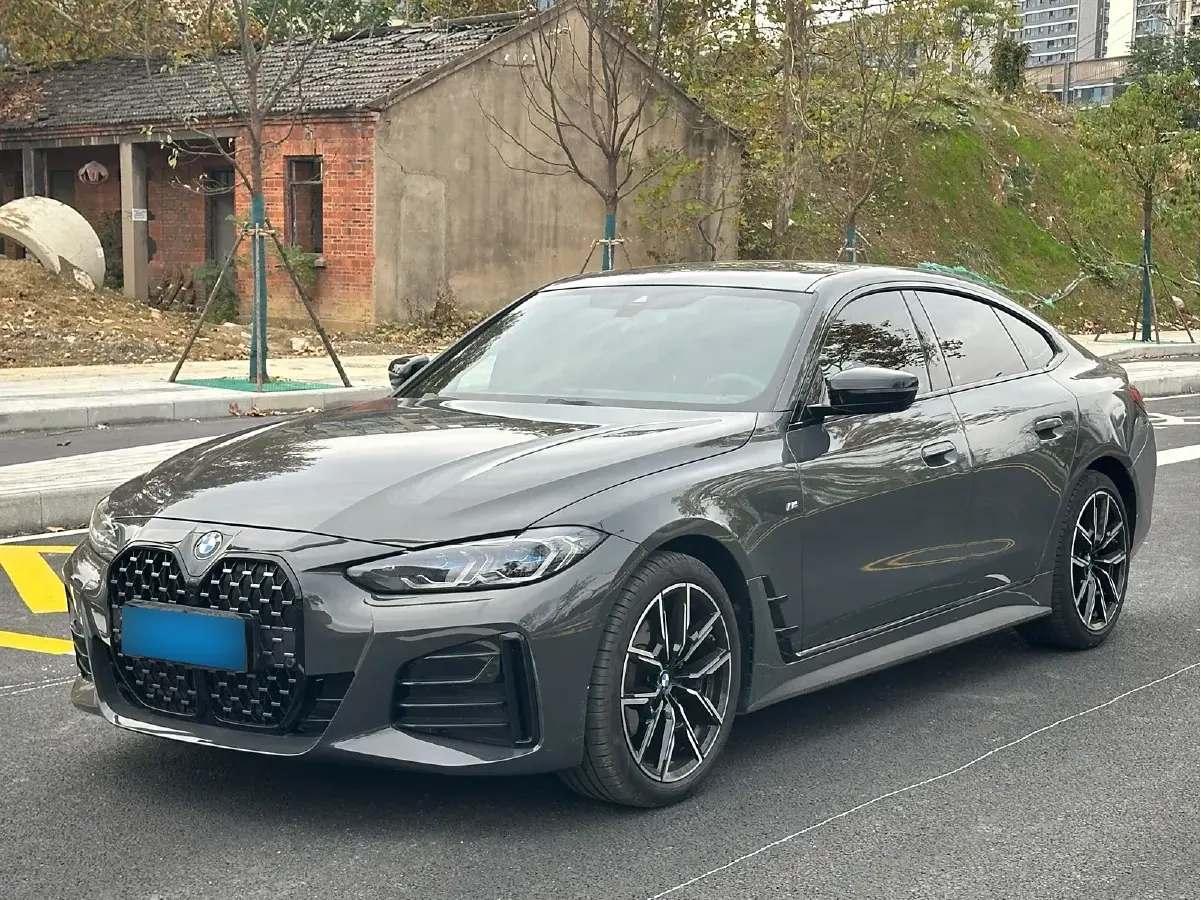 2024 BMW 4 Series 2.0T 184HP L4 8AT