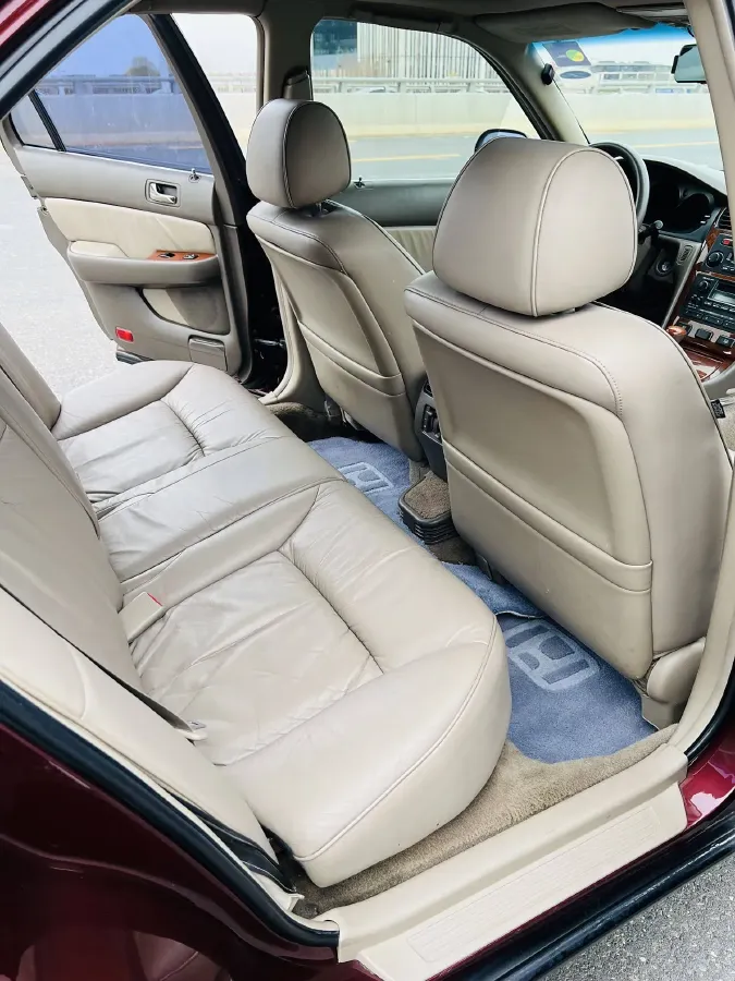 2004 Honda Legend 3.5L 200HP V6 4AT,autocango,china used car exporter,china ev exporter,chinese used car exporter,chinese used ev exporter