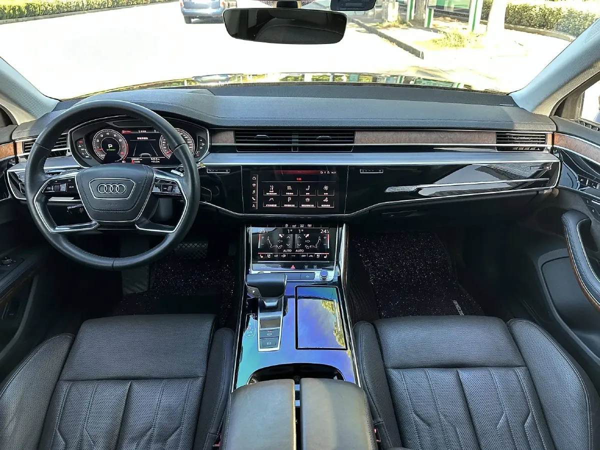 2019 Audi A8 3.0T 340HP V6 8AT,autocango,china used car exporter,china ev exporter,chinese used car exporter,chinese used ev exporter