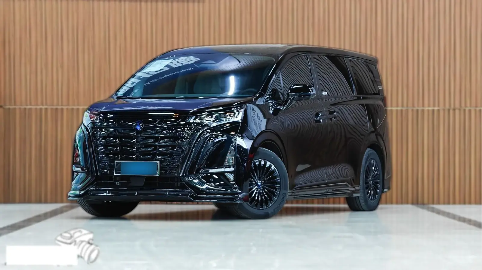 2022 Denza D9 1.5T 139HP L4 E-CVT PHEV 40.06KWH