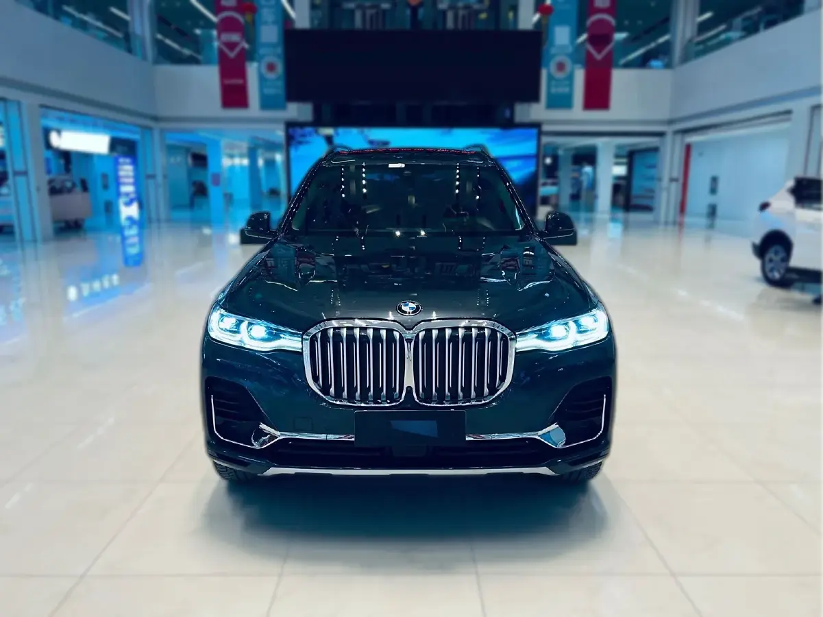 2019 BMW X7 3.0T 340HP L6 8AT