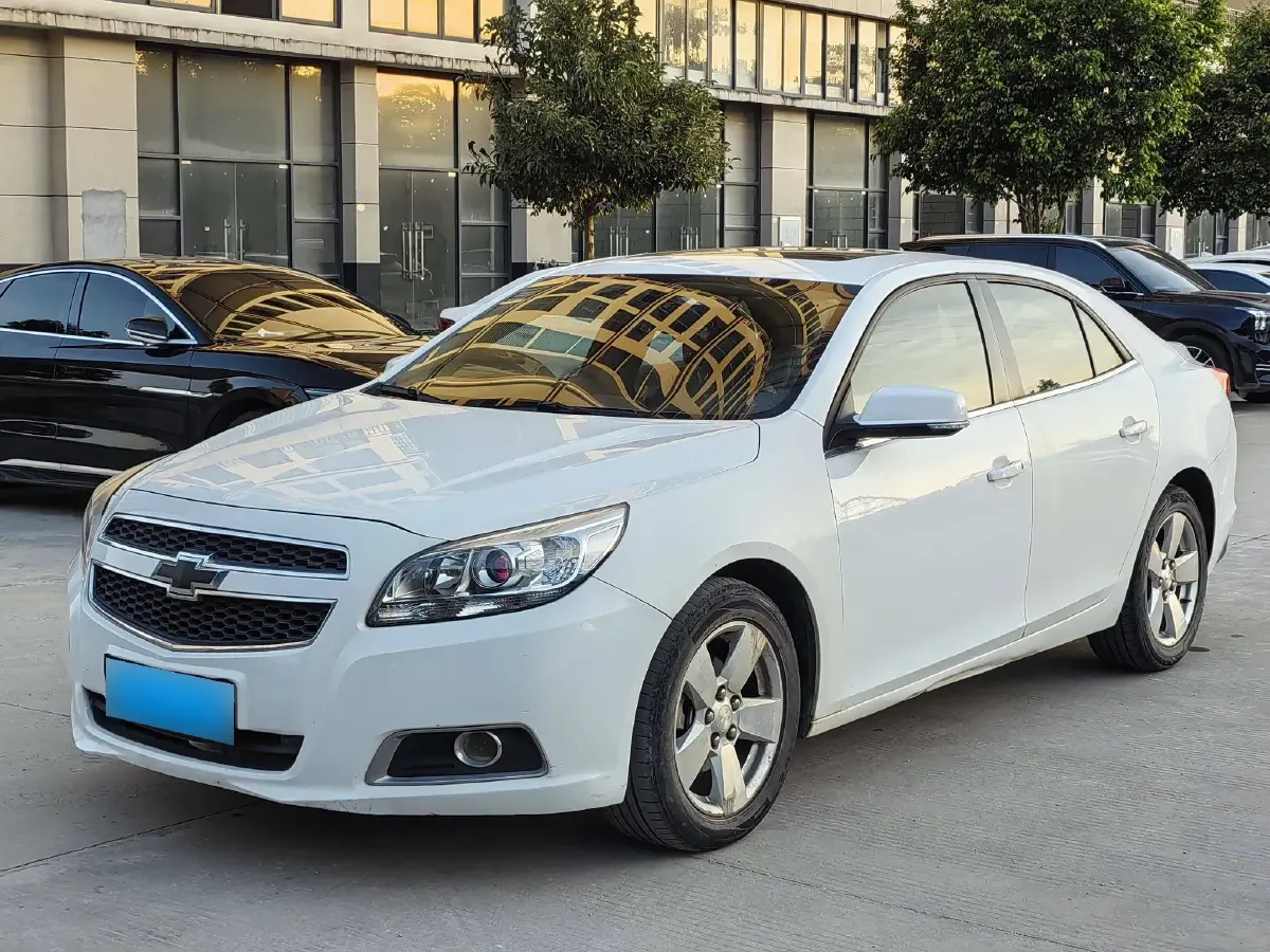 2012 Chevrolet Malibu 2.0L 147HP L4 6AT