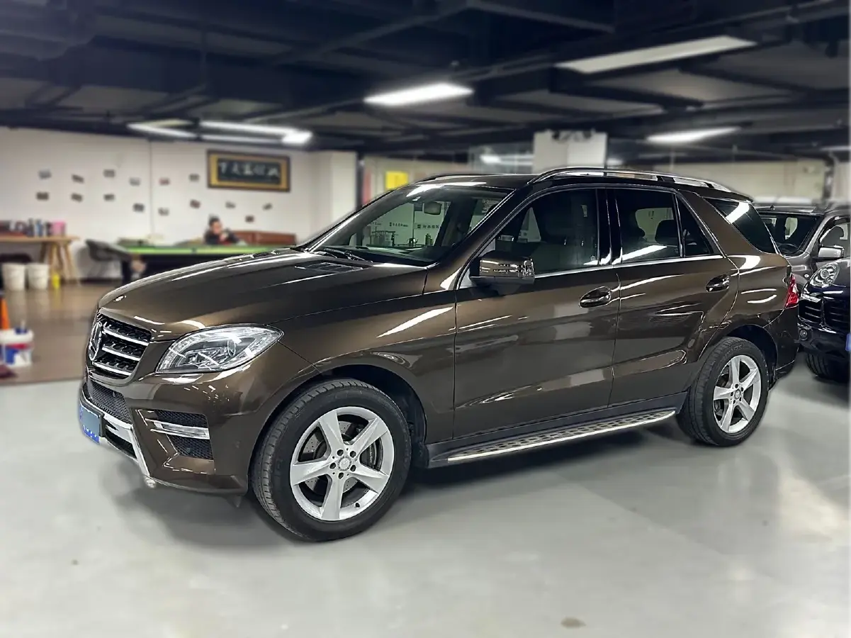 2012 Mercedes-Benz M Class 3.5L 252HP V6 7AT