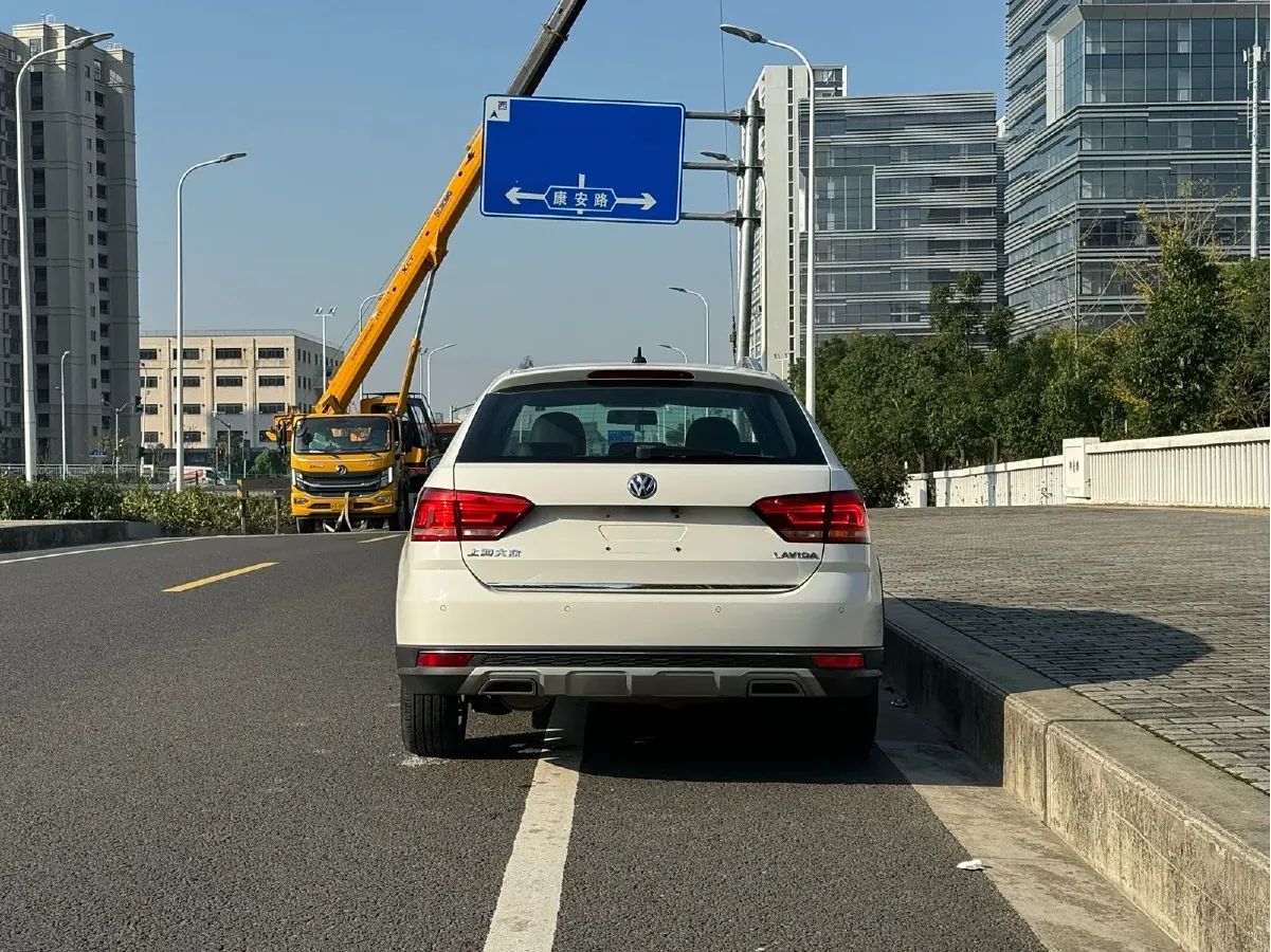 2016 Volkswagen Cross Lavida 1.6L 110HP L4 6AT,autocango,china used car exporter,china ev exporter,chinese used car exporter,chinese used ev exporter