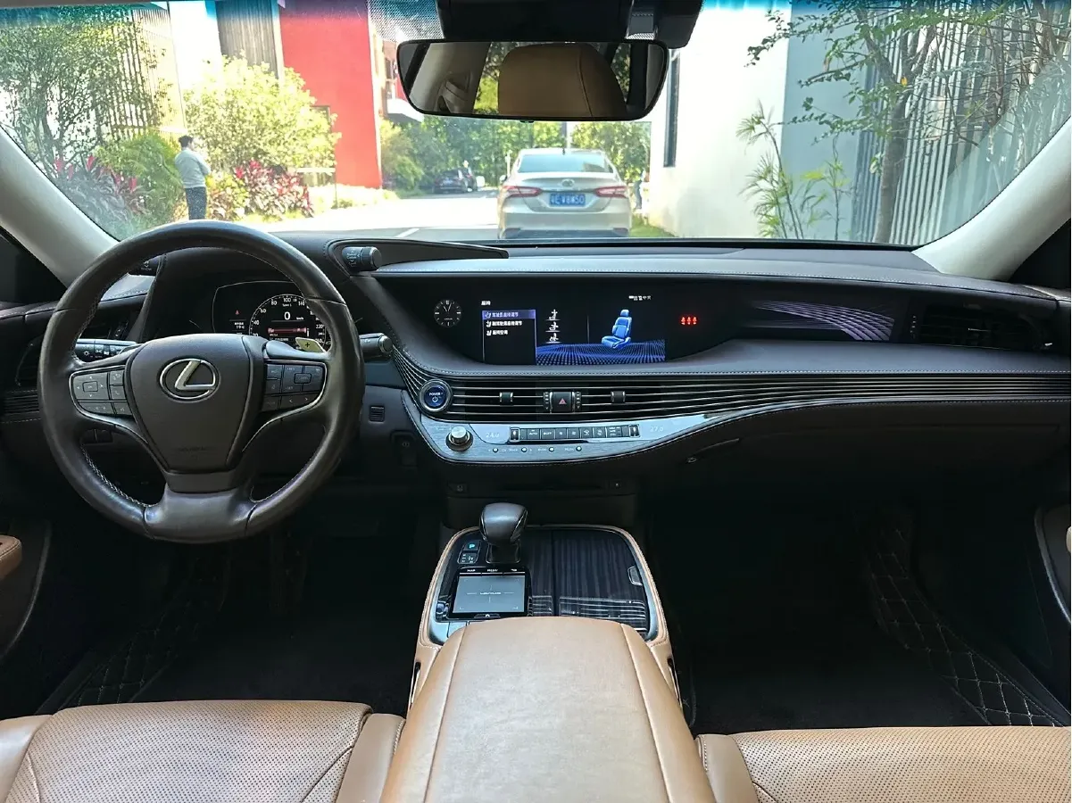 2020 Lexus LS 3.5L 299HP V6 E-CVT Hybrid,autocango,china used car exporter,china ev exporter,chinese used car exporter,chinese used ev exporter