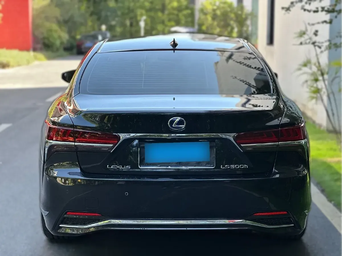 2020 Lexus LS 3.5L 299HP V6 E-CVT Hybrid,autocango,china used car exporter,china ev exporter,chinese used car exporter,chinese used ev exporter