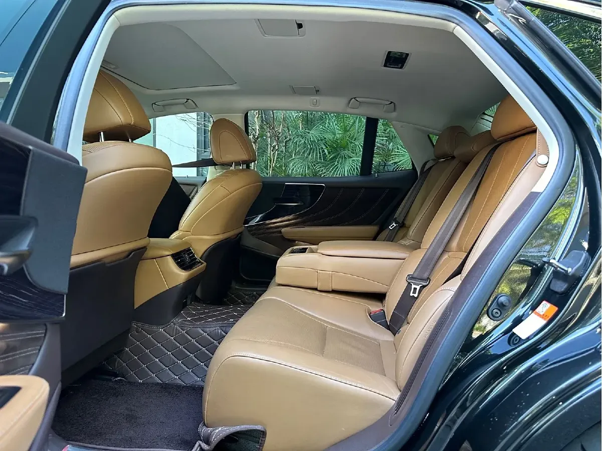 2020 Lexus LS 3.5L 299HP V6 E-CVT Hybrid,autocango,china used car exporter,china ev exporter,chinese used car exporter,chinese used ev exporter