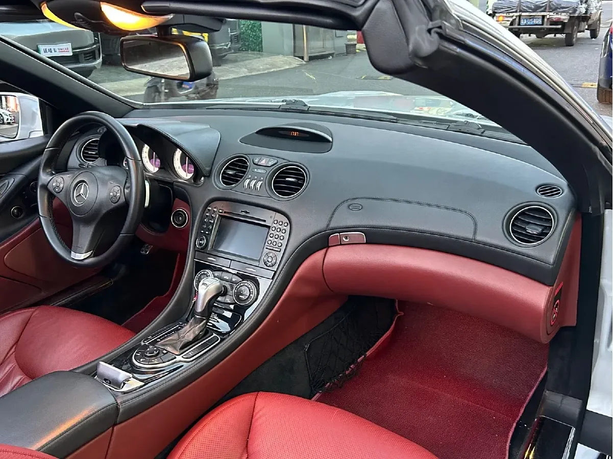 2011 Mercedes-Benz SL Class 3.5L 316HP V6 7AT,autocango,china used car exporter,china ev exporter,chinese used car exporter,chinese used ev exporter