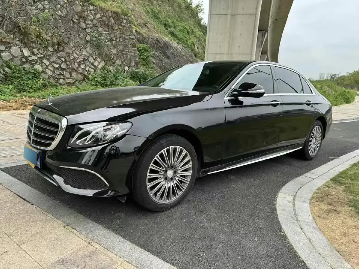 2019 Mercedes-Benz E Class 2.0T 184HP L4 9AT