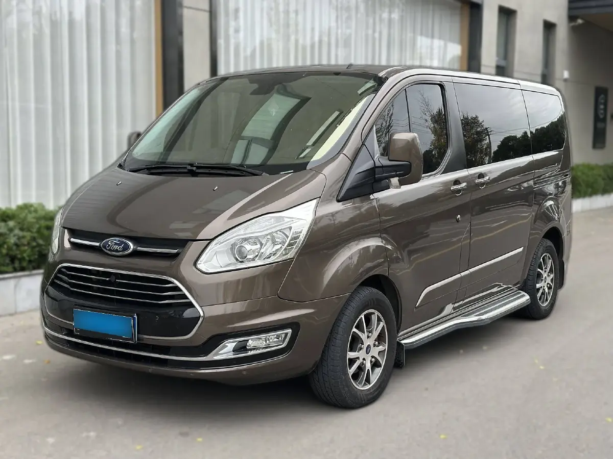 2017 Ford Tourneo 2.0T 203HP L4 6AT