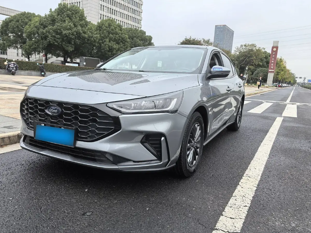 2022 Ford Focus 1.5T 177HP L4 6AT