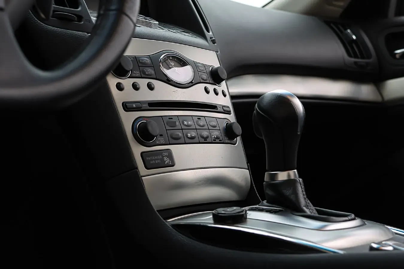 2013 Infiniti Q60 3.7L 351HP V6 7AT,autocango,china used car exporter,china ev exporter,chinese used car exporter,chinese used ev exporter