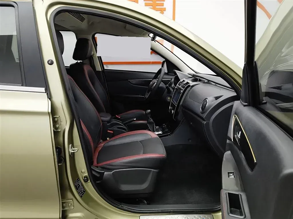 2015 BAIC Hyosow S3 1.8L 140HP L4 5MT,autocango,china used car exporter,china ev exporter,chinese used car exporter,chinese used ev exporter