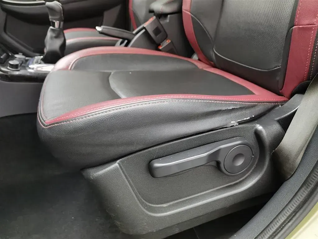 2015 BAIC Hyosow S3 1.8L 140HP L4 5MT,autocango,china used car exporter,china ev exporter,chinese used car exporter,chinese used ev exporter