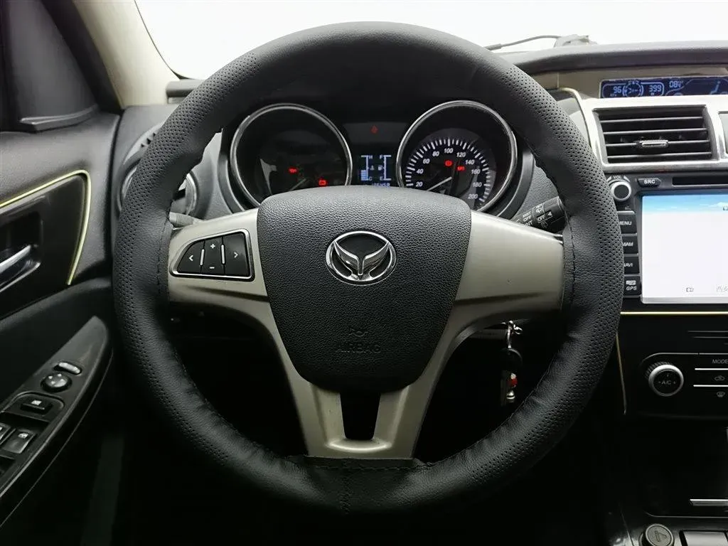 2015 BAIC Hyosow S3 1.8L 140HP L4 5MT,autocango,china used car exporter,china ev exporter,chinese used car exporter,chinese used ev exporter