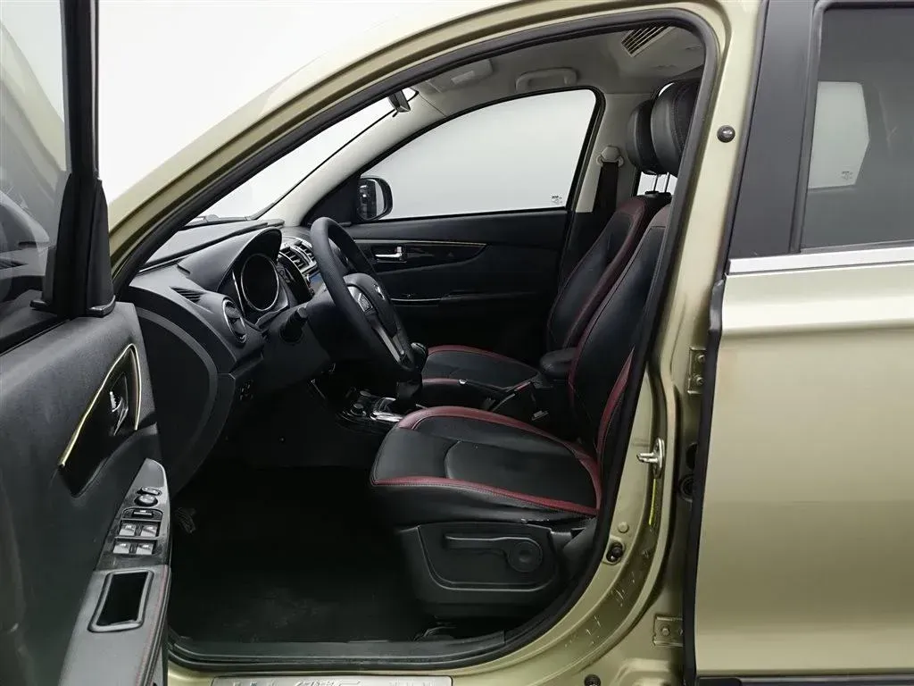 2015 BAIC Hyosow S3 1.8L 140HP L4 5MT,autocango,china used car exporter,china ev exporter,chinese used car exporter,chinese used ev exporter