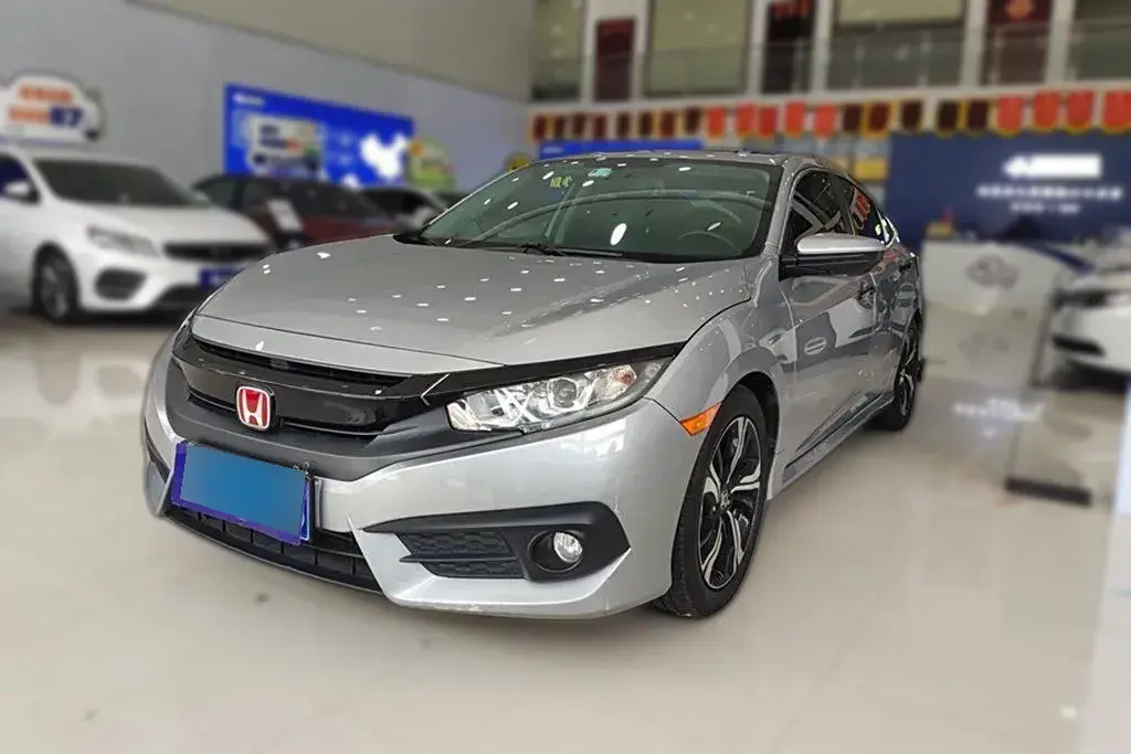 2016 Honda Civic 1.5T 177HP L4 CVT
