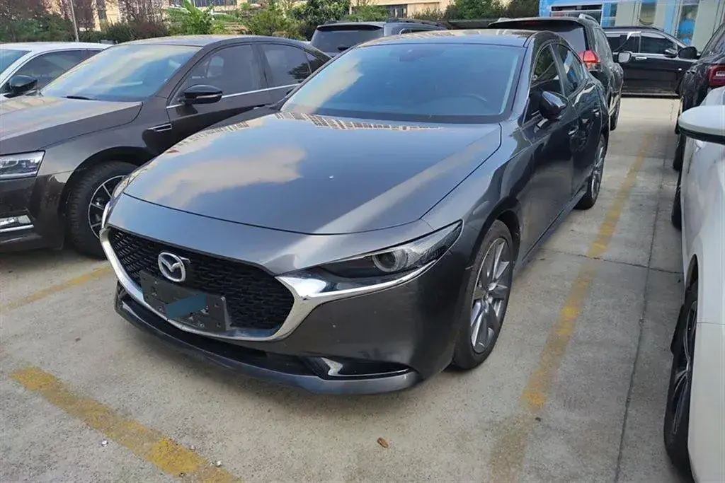 2020 Mazda 3 Axela 2.0L 158HP L4 6AT