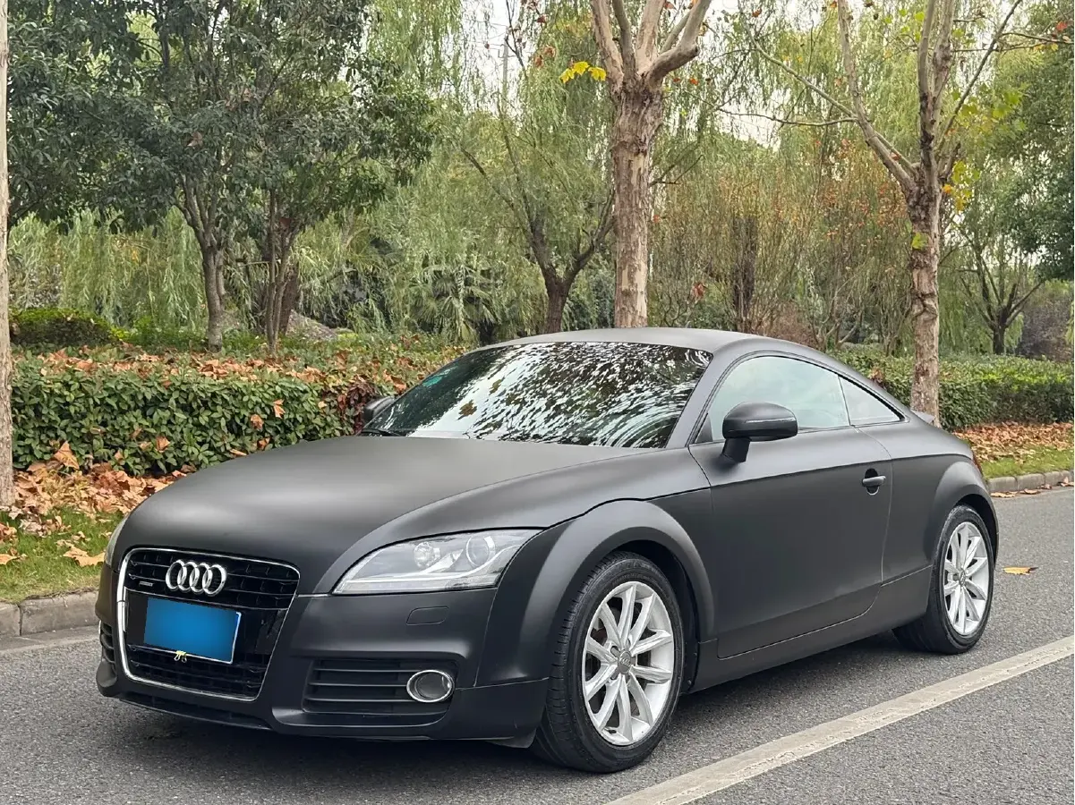 2011 Audi TT 2.0T 211HP L4 6DCT