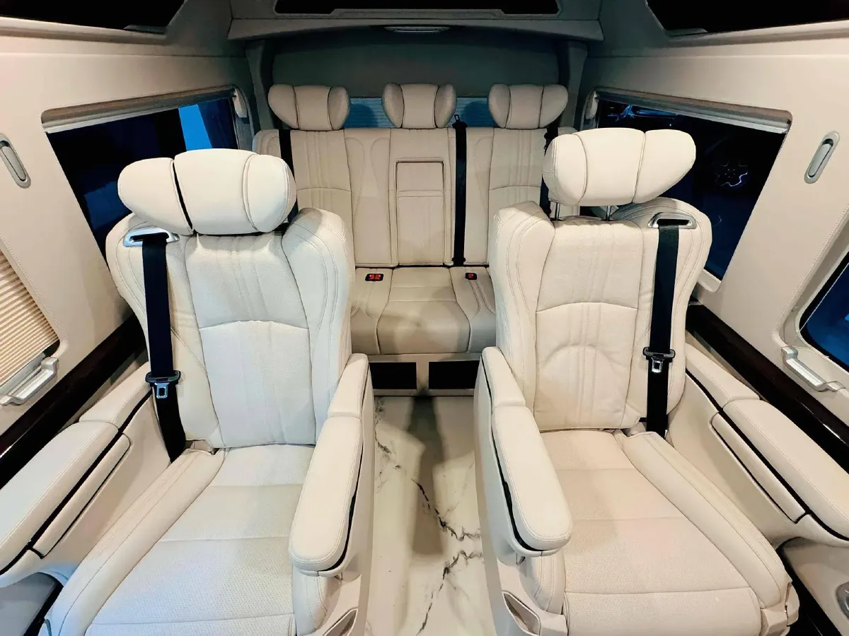 2011 Toyota Hiace 2.7L 154HP L4 4AT,autocango,china used car exporter,china ev exporter,chinese used car exporter,chinese used ev exporter