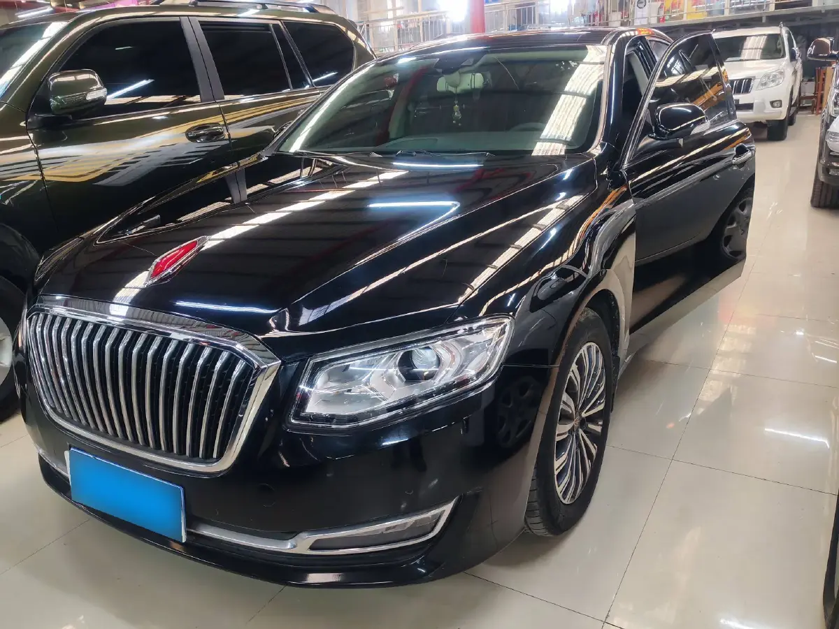 2019 HongQi H7 2.0T 204HP L4 6AT