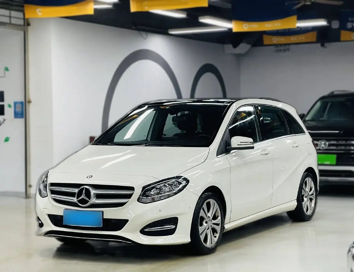 2015 Mercedes-Benz B Class 1.6T 156HP L4 7DCT