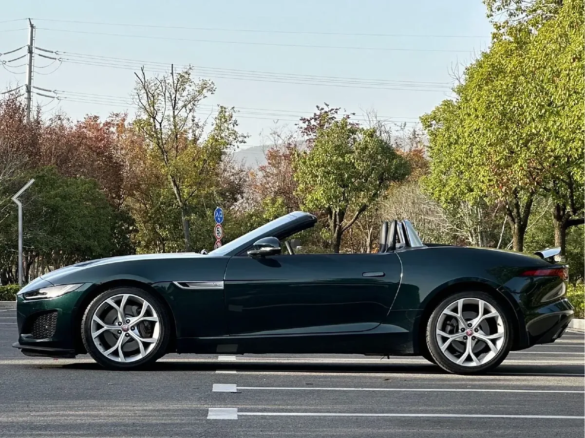 2021 Jaguar F-TYPE 2.0T 300HP L4 8AT,autocango,china used car exporter,china ev exporter,chinese used car exporter,chinese used ev exporter