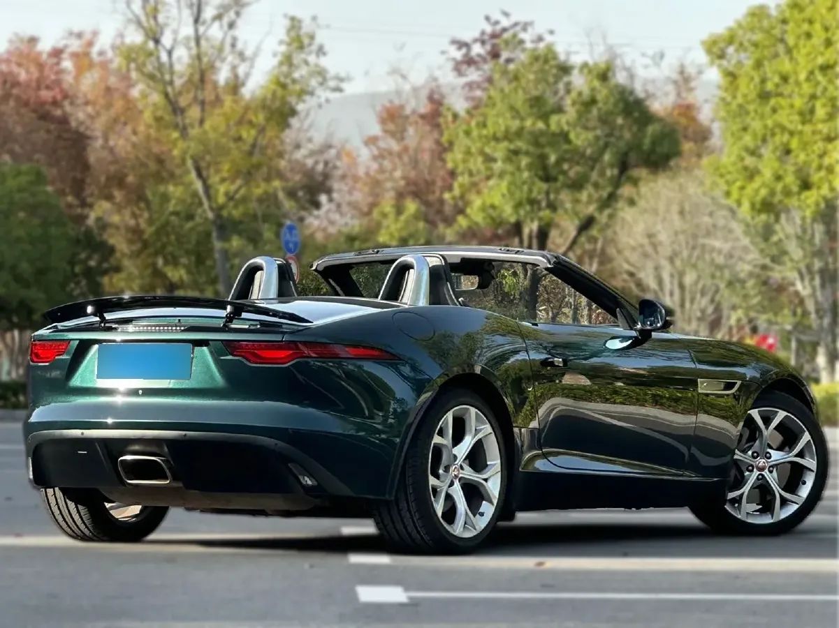 2021 Jaguar F-TYPE 2.0T 300HP L4 8AT,autocango,china used car exporter,china ev exporter,chinese used car exporter,chinese used ev exporter