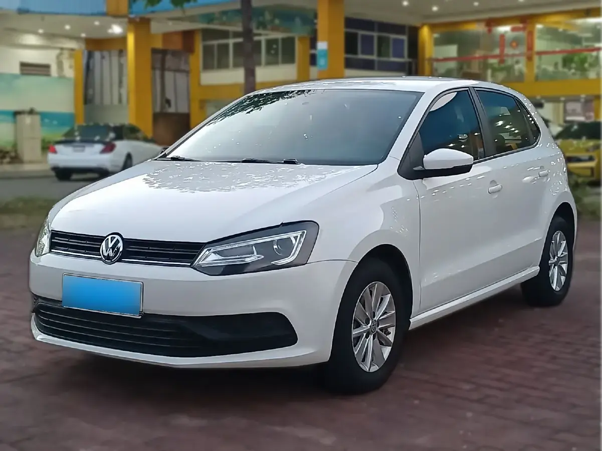 2016 Volkswagen Polo 1.4L 90HP L4 5MT