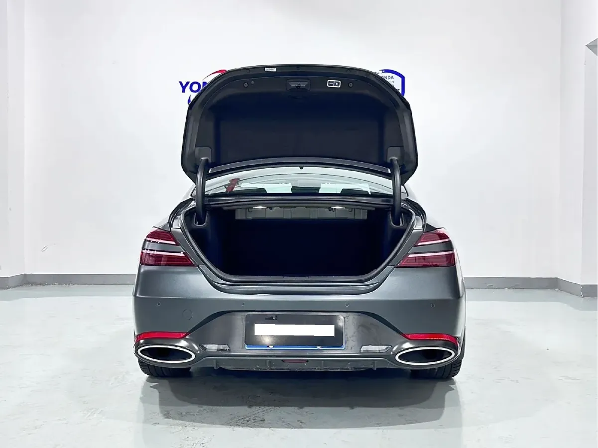 2021 Genesis G70 2.0T 245HP L4 8AT,autocango,china used car exporter,china ev exporter,chinese used car exporter,chinese used ev exporter