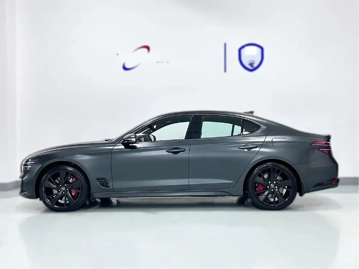 2021 Genesis G70 2.0T 245HP L4 8AT,autocango,china used car exporter,china ev exporter,chinese used car exporter,chinese used ev exporter