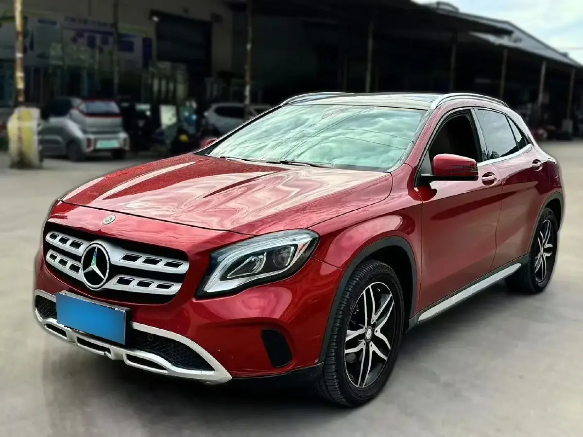 2017 Mercedes-Benz GLA Class 1.6T 156HP L4 7DCT