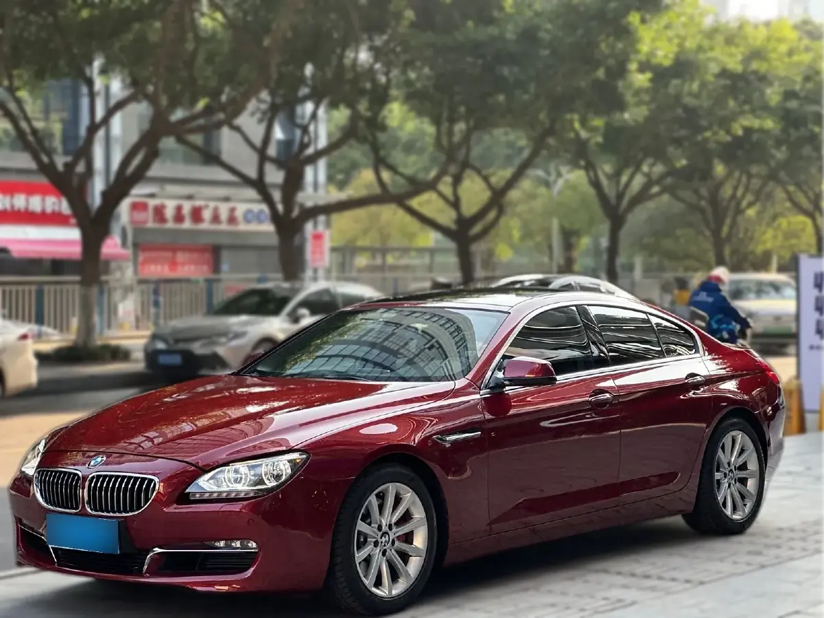 2013 BMW 6 Series 3.0T 320HP L6 8AT