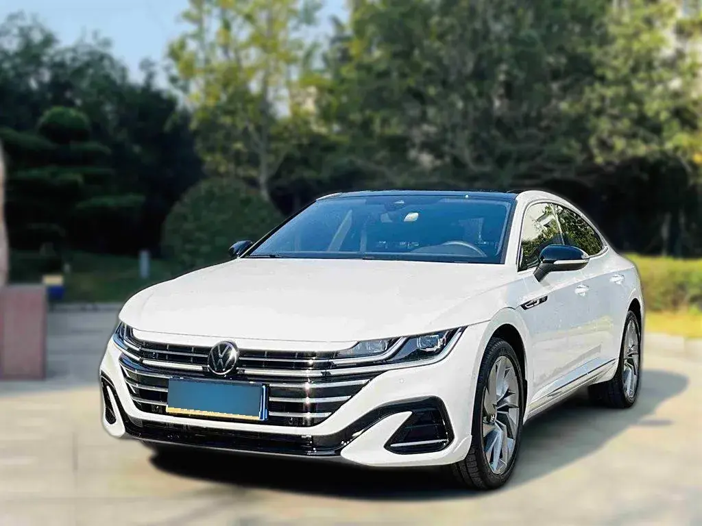 2023 Volkswagen CC 2.0T 220HP L4 7DCT