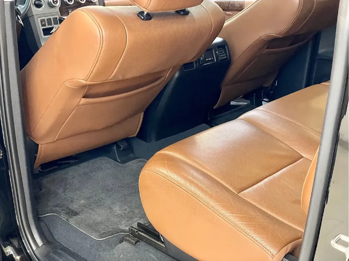 2011 Toyota Tundra 5.7L 386HP V8 6AT,autocango,china used car exporter,china ev exporter,chinese used car exporter,chinese used ev exporter