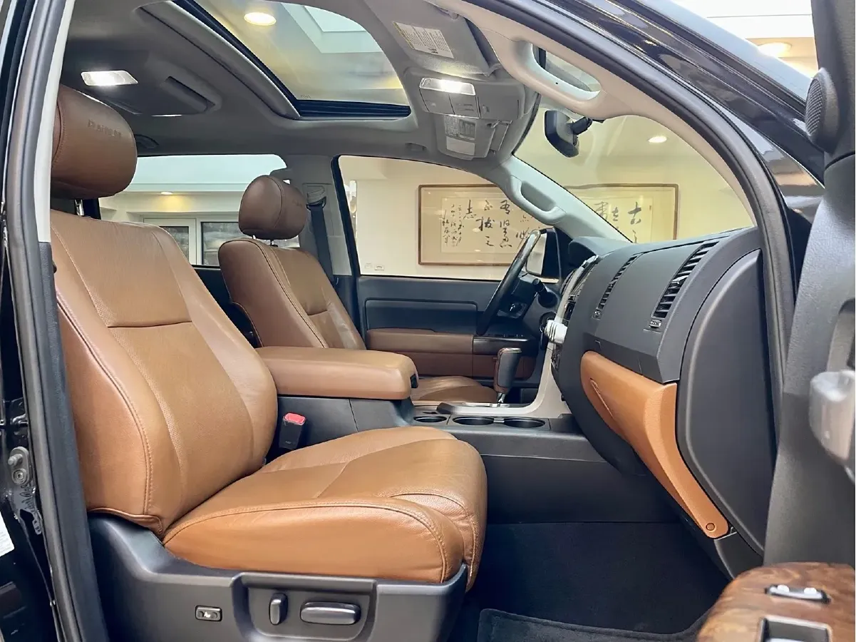 2011 Toyota Tundra 5.7L 386HP V8 6AT,autocango,china used car exporter,china ev exporter,chinese used car exporter,chinese used ev exporter