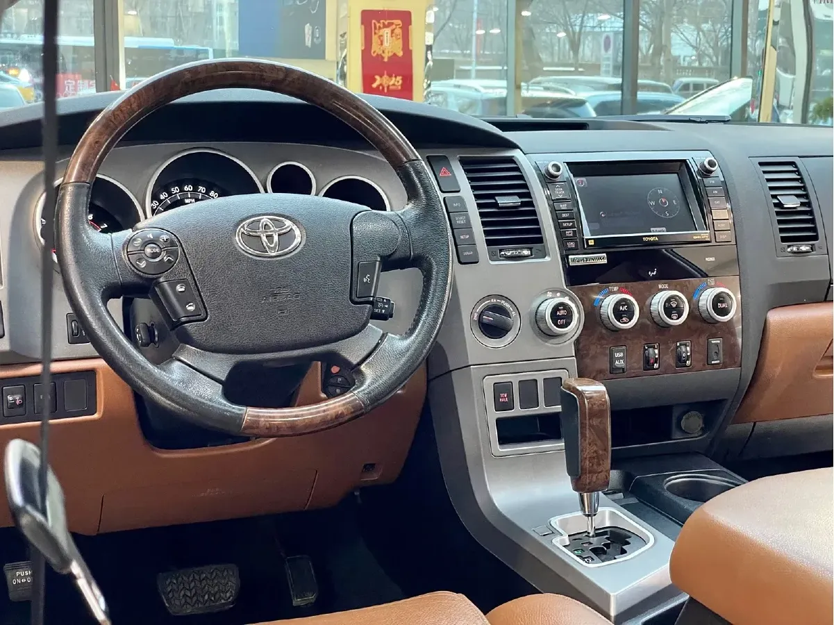 2011 Toyota Tundra 5.7L 386HP V8 6AT,autocango,china used car exporter,china ev exporter,chinese used car exporter,chinese used ev exporter