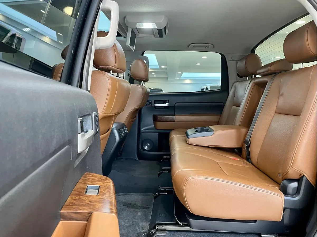 2011 Toyota Tundra 5.7L 386HP V8 6AT,autocango,china used car exporter,china ev exporter,chinese used car exporter,chinese used ev exporter